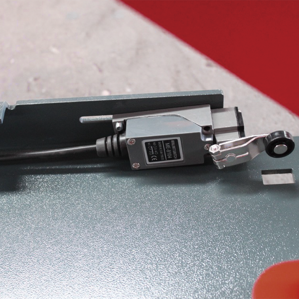 3.5T Scissor lift Description of product details and features